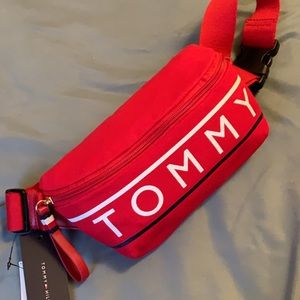 Tommy Hilfiger fanny pack